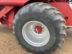 Case-IH 1688 Combine