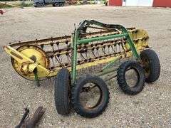 John Deere Side Delivery Rake