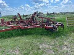 28ft IH 55 Chisel Plow