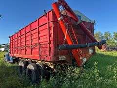 1967 GMC 7500 Grain Truck
