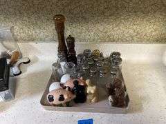 Salt & Pepper Shakers