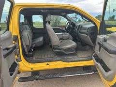 2017 Ford F550 XL Pickup Cab & Chassis