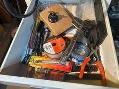 Hobart Handler 140 Wire Feed Welder with Accessories & Metal Cabinet
