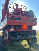 Case-IH 1688 Combine