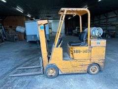 Allis Chalmers Propane Forklift