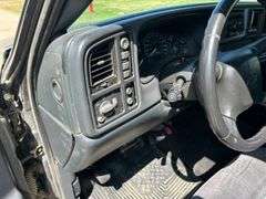 2002 Chevy Silverado 1500HD 6.5 Ft Box