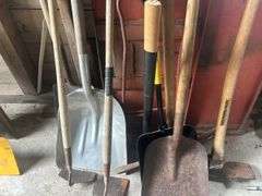 Garden Equipment, Hand Tools, & Truck Box Grain Door