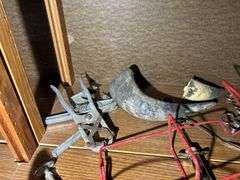 Livestock Tagging Items, Castrators, Pill Poppers, Horns, and More