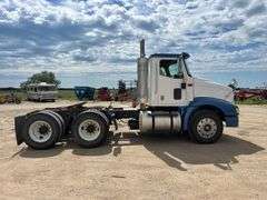 2001 IH 9100 Day Cab Semi Truck