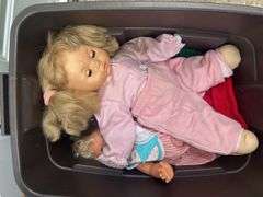 Dollhouse, Tote Of Dolls & Decor