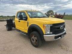 2017 Ford F550 XL Pickup Cab & Chassis