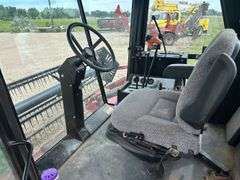 Case IH 8825 Self-Propelled Swather