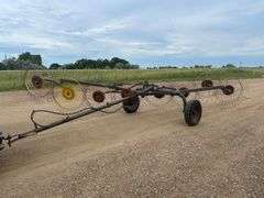 8 Wheel Rake
