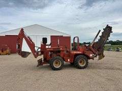 Ditch Witch 7610 4x4 Trencher W/Backhoe, Cable plow & Backfill Blade