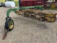 John Deere Side Delivery Rake
