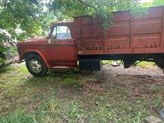1969 Dodge D500 Grain Truck