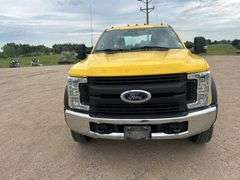 2017 Ford F550 XL Pickup Cab & Chassis