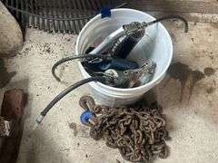 Bucket with Grease Guns & 20-Ft Chain with Hook Ends
