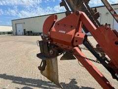 Ditch Witch 7610 4x4 Trencher W/Backhoe, Cable plow & Backfill Blade