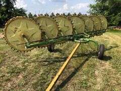 JD 567 Wheel Rake