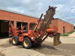 Ditch Witch 7610 4x4 Trencher W/Backhoe, Cable plow & Backfill Blade