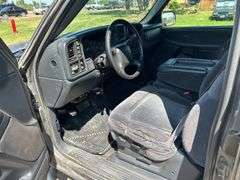 2002 Chevy Silverado 1500HD 6.5 Ft Box