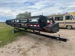 Case-IH 1010 30ft Straight Header with Transport