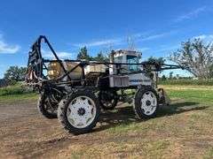 Tyler Patriot Sprayer 70 ft Booms