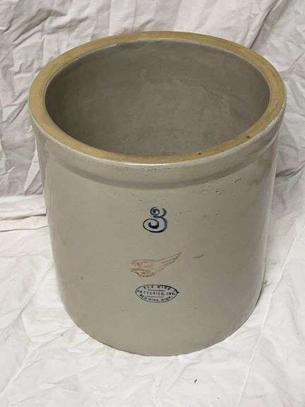3-Gallon Red Wing Crock - Small Wing
