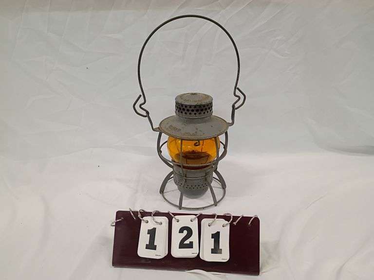 Dressel Soo Line Amber Globe Lantern