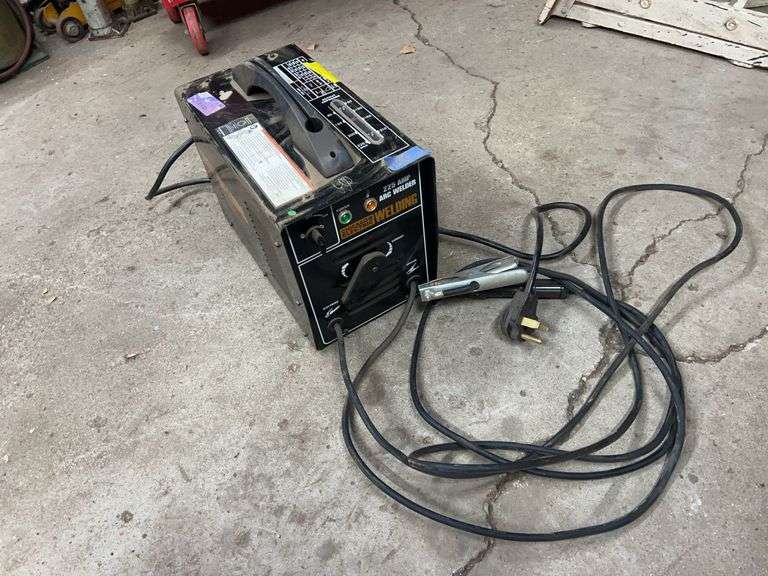 Chicago Electric Arc Welder