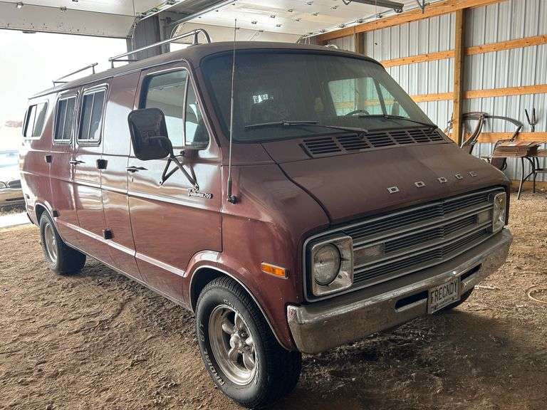 1977  Dodge  Tradesman 200 Van