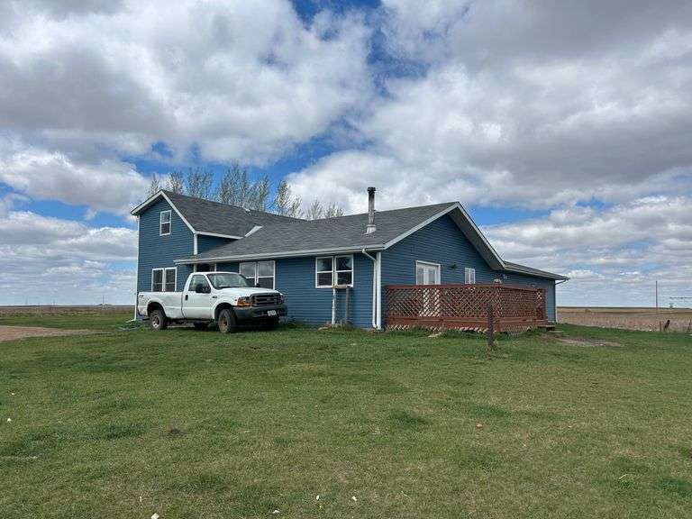Home & 65 Acres near Goose Lake