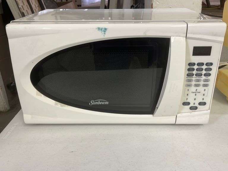 SUNBEAM (700 WATT) MICROWAVE Isabell Auction