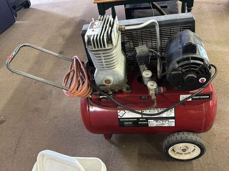 SEARS CRAFTSMAN (12) GALLON AIR COMPRESSOR (RUNS) Isabell Auction