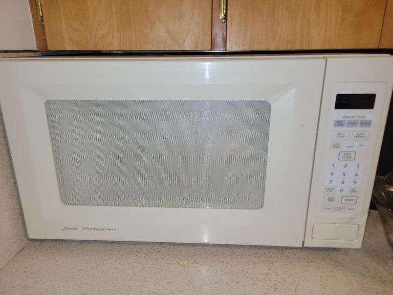 AMANA RADARANGER MICROWAVE OVEN