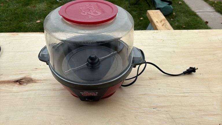 (S) WESTBEND STIR CRAZY (POWERS ON)