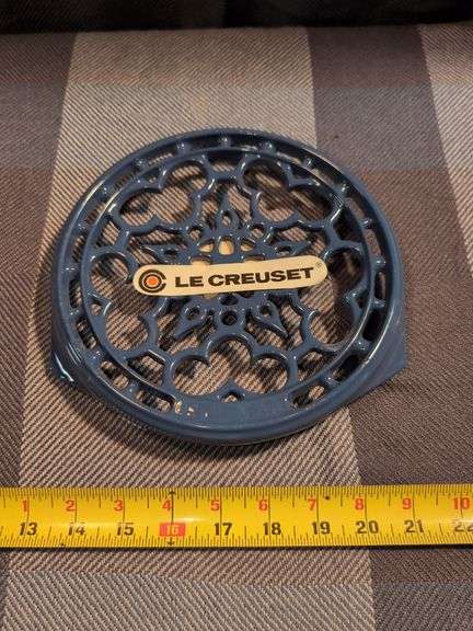 LE CREUSET 8" CAST IRON TRIVET