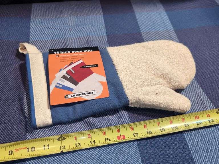 LE CREUSET 14" OVEN MITT