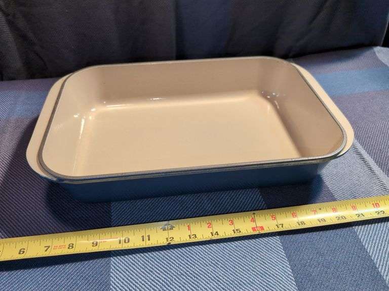 LE CREUSET 10" X 14" CAST IRON CASSEROLE BAKING DISH