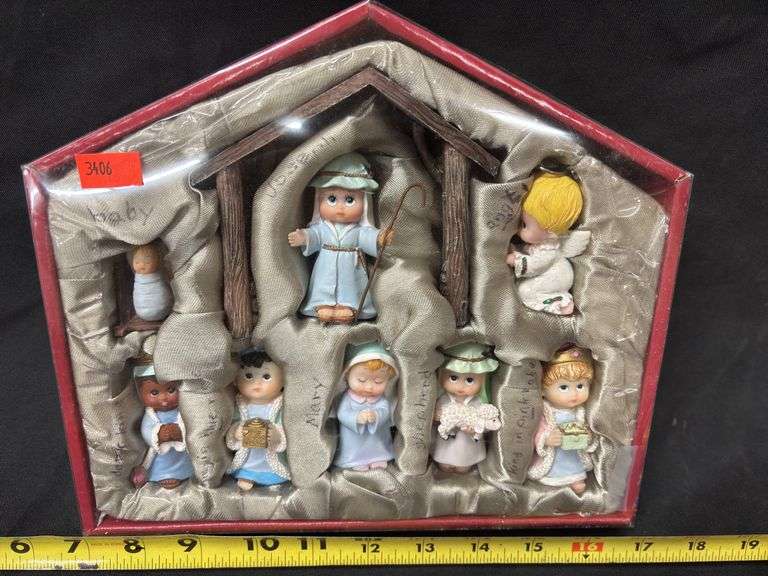 MOREHEAD MINI NATIVITY SET
