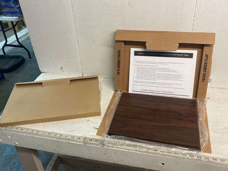 2ct. 13” DOITYOURSELF PLAQUES Isabell Auction