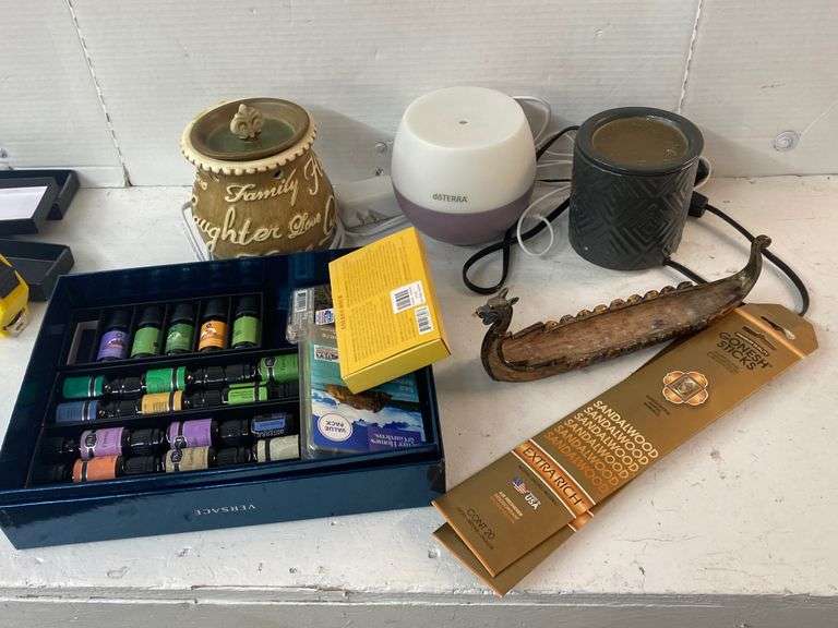 ASSORTED WAX WARMERS, ESSENTIAL OILS, INCENSE BURNERS, ETC