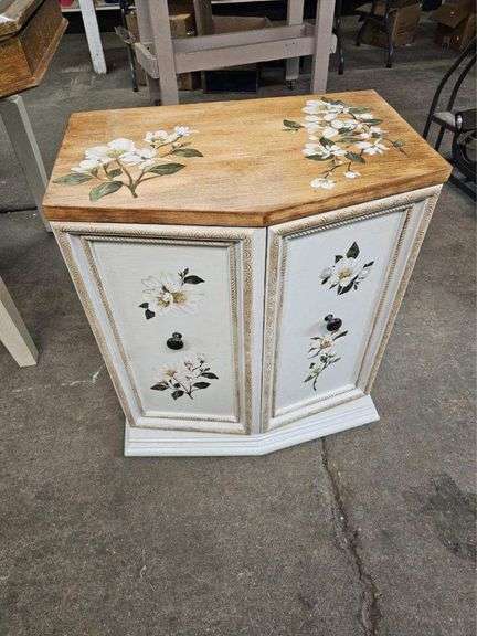 26W” x 28H” x 15D” WOODEN CABINET
