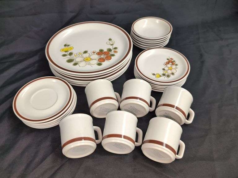 30-PC. WOODHAVEN COLLECTION GENUINE STONEWARE CHINA DISHES SET