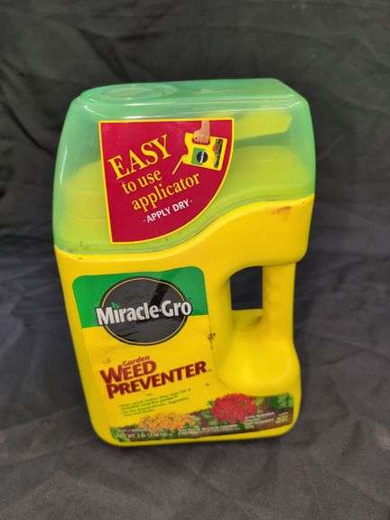 5-LB. JUG MIRACLE-GRO WEED PREVENTER