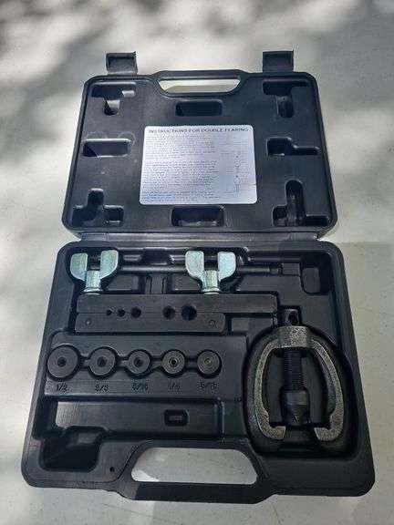 DOUBLE FLARING TOOL