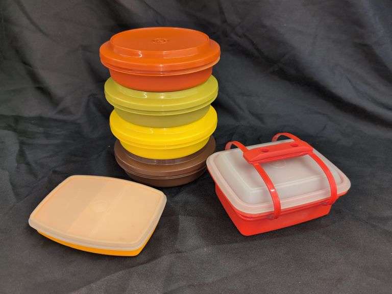 LOT OF ASST'D TUPPERWARE