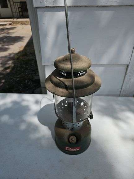 COLEMAN CAMP LANTERN