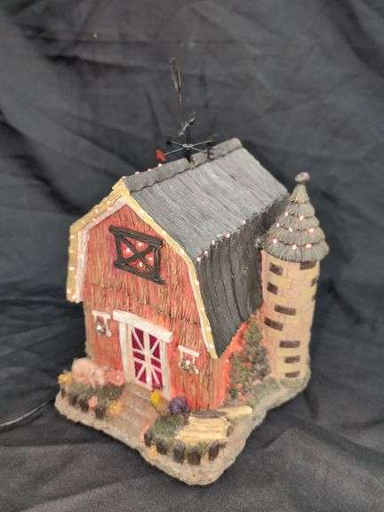 13" TALL LIGHTED DECORATIVE BARN (WEATHERVANE SPINS AROUND)
